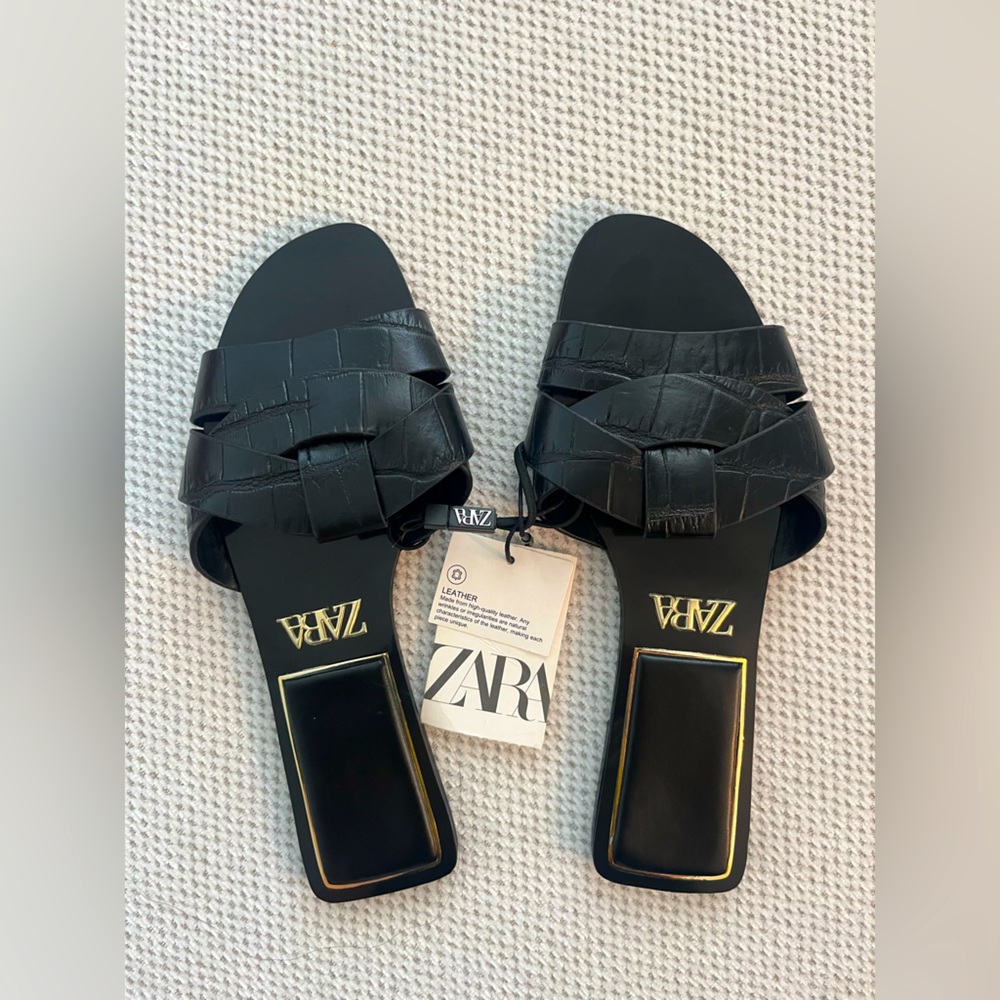Zara sandals, black and gold. Brand new, size 25